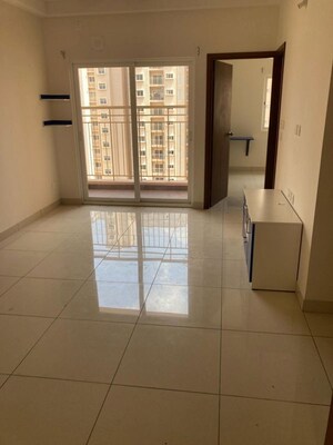 Room in 1 BHK Apartment at Prestige Finsbury Park Regent, Bagaluru – for Rent
