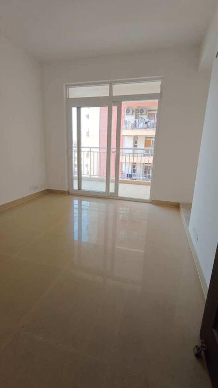 Room, klj-greens 3.5 Bedroom 1750 Sq.Ft. Builder Floor In Sector 77 Faridabad 10511912
