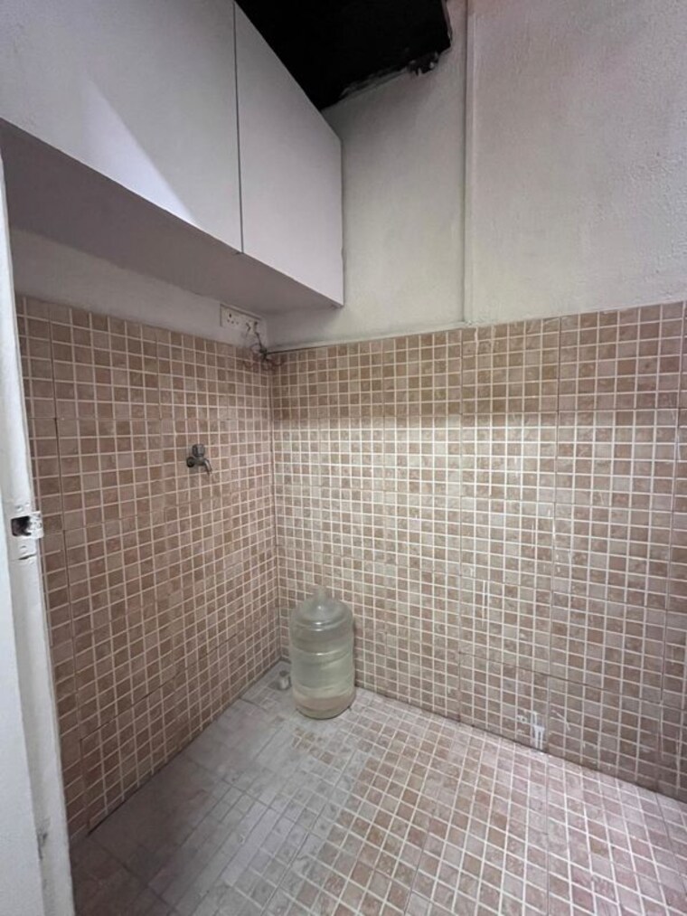 Bathroom, aditya-shagun 2 Bedroom 950 Sq.Ft. Apartment In Bavdhan Pune 10512011