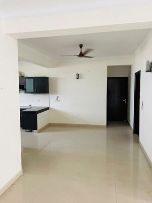 Kitchen in 4 BHK Apartment at The Citizen Apartments, Sector 51 – for Rent