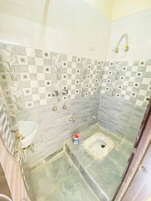 Bathroom in 2 BHK Apartment at Uttam Nagar – for Rent