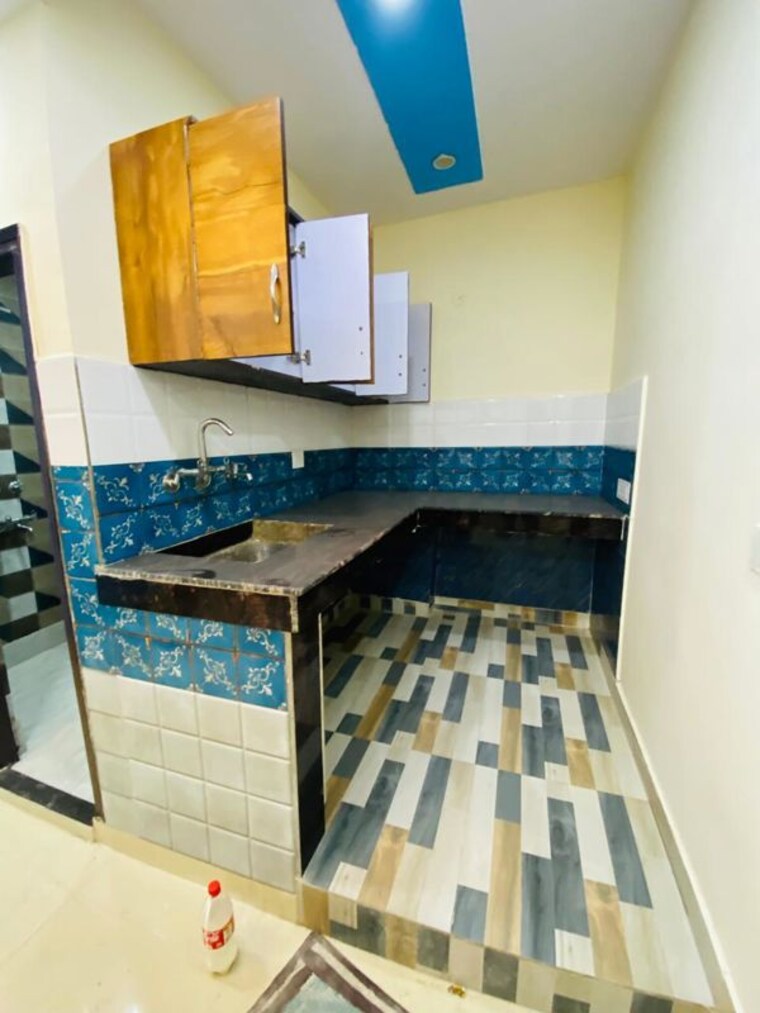 Kitchen, uttam nagar 2 Bedroom 650 Sq.Ft. Apartment In Uttam Nagar Delhi 10512098