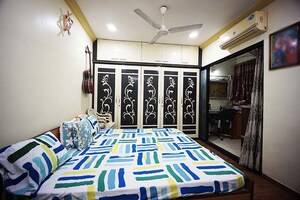 Bedroom in 2 BHK Apartment at Satellite – for Sale