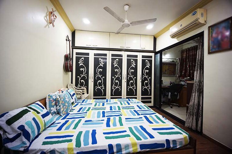 Bedroom, satellite 2 Bedroom 990 Sq.Ft. Apartment In Satellite Ahmedabad 10512157