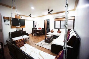 Team Area in 2 BHK Apartment at Satellite – for Sale