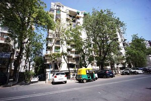 2 BHK Apartment – Exterior View View at Satellite - for Sale