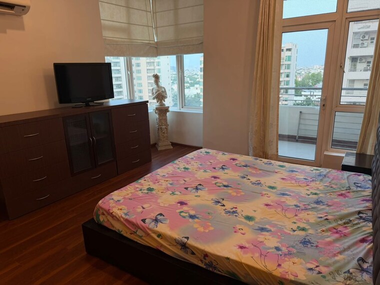 Bedroom, raheja-atlantis 3 Bedroom 2200 Sq.Ft. Apartment In Sector 31 Gurgaon 10512121