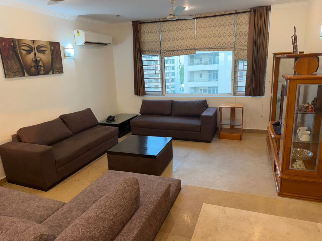 3 BHK + Servant Room 2200 Sq.Ft. Apartment in Raheja Atlantis