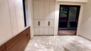 Room in 3 BHK Builder Floor at Sector 56 – for Rent