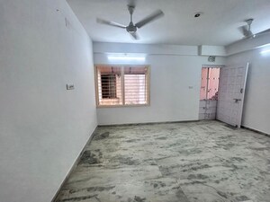 Building Lobby in 3 BHK Villa at Vastrapur – for Rent