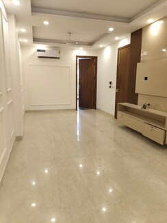 3 BHK + Servant Room Builder Floor For Rent in East Of Kailash