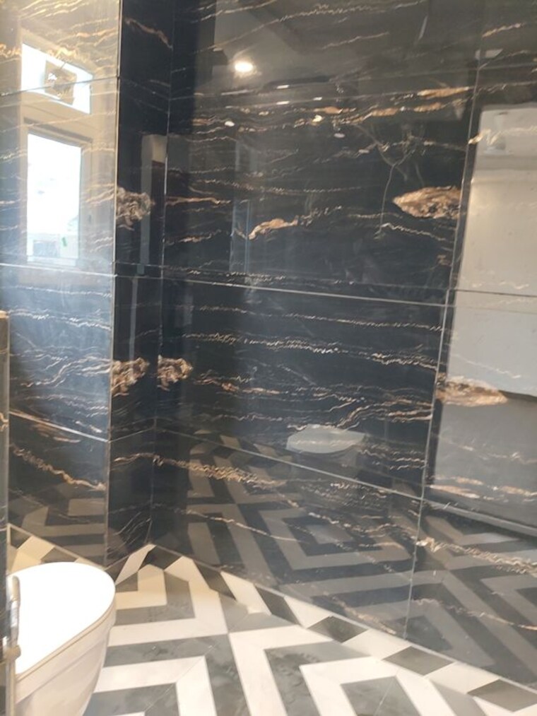 undefined, east of kailash 3 Bedroom 128 Sq.Yd. Builder Floor In East Of Kailash Delhi 10512183
