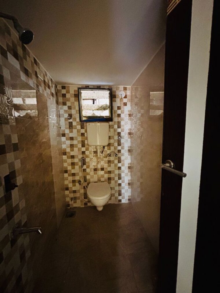 Bathroom, raj-regalia 1 Bedroom 693 Sq.Ft. Apartment In Ambernath East Thane 10512193
