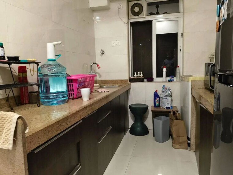 Kitchen, crescent-landmark 1 Bedroom 600 Sq.Ft. Apartment In Andheri East Mumbai 10512163