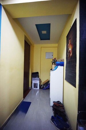 Team Area in 2 BHK Apartment at Makarba – for Sale