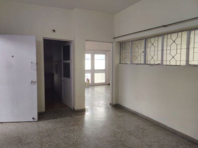 Room, masjid moth 3 Bedroom 1500 Sq.Ft. Apartment In Masjid Moth Delhi 10512298