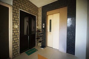 Room in 3 BHK Apartment at Sargasan – for Sale
