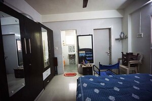 Team Area in 3 BHK Apartment at Sargasan – for Sale