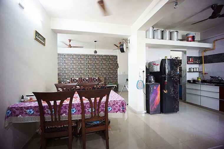  Parking, sargasan 3 Bedroom 168 Sq.Yd. Apartment In Sargasan Gandhinagar 10512345