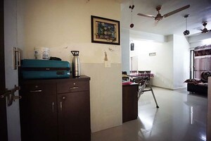Team Area in 3 BHK Apartment at Sargasan – for Sale