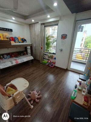 Bedroom in 3 BHK Builder Floor at Sector 56 – for Rent