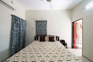 Bedroom in 2 BHK Apartment at Ranip – for Sale