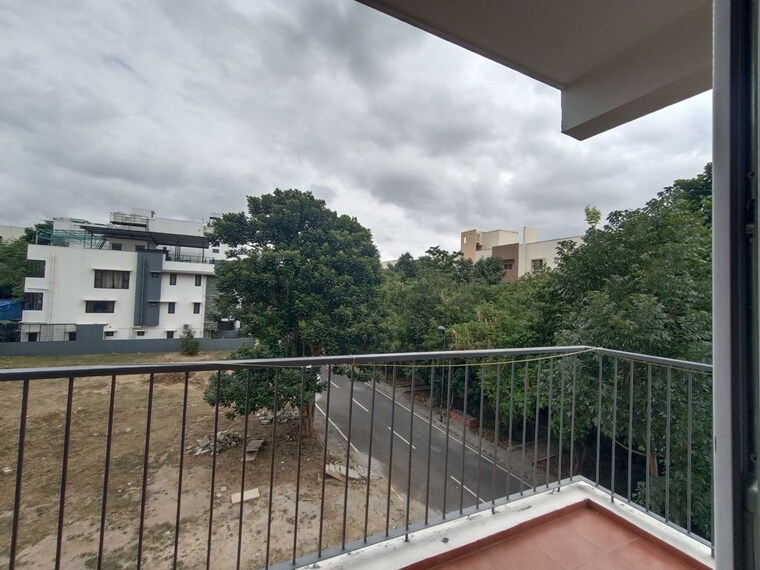 Balcony, harlur 3 Bedroom 2000 Sq.Ft. Apartment In Harlur Bangalore 10512379