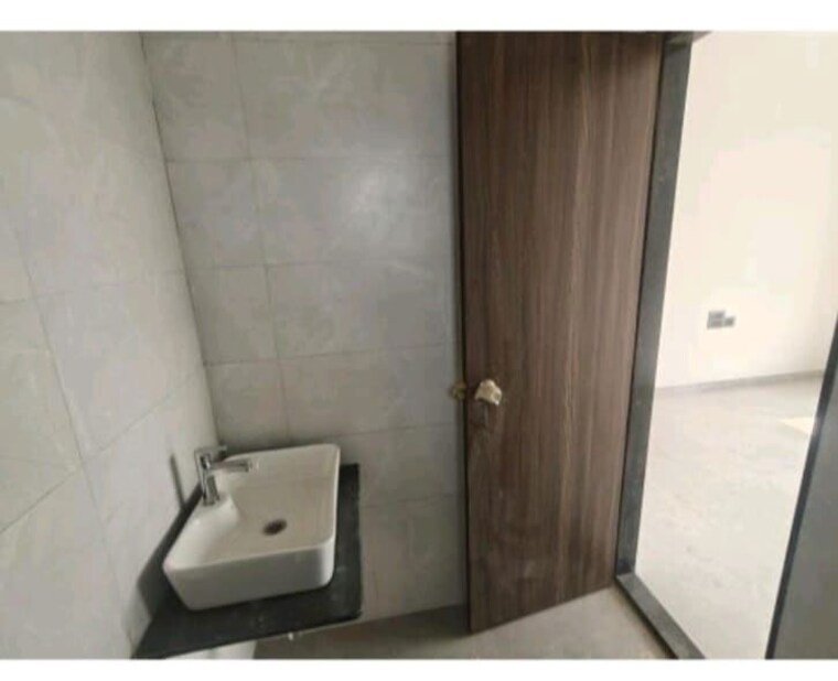 Bathroom, tattva-amaltas-71 2 Bedroom 577 Sq.Ft. Apartment In Chembur Mumbai 10512414