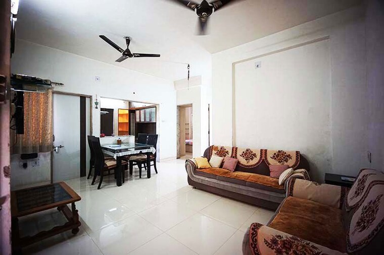 Living Room, chandlodia 2 Bedroom 117 Sq.Yd. Apartment In Chandlodia Ahmedabad 10512441