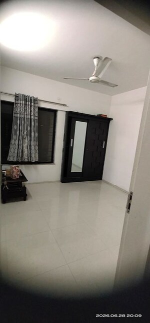 Room in 2 BHK Apartment at Shreyas Palladium Exotica Phase III, Dhanori – for Rent