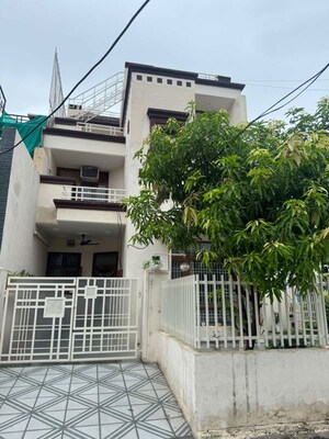 4 BHK Independent House For Sale in Sunny Enclave