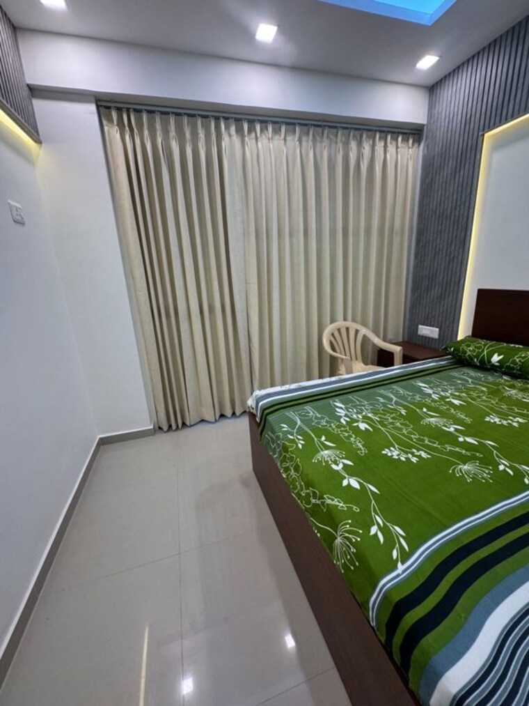 Balcony, pyramid-midtown 2 Bedroom 700 Sq.Ft. Apartment In Sector 59 Gurgaon 10512429