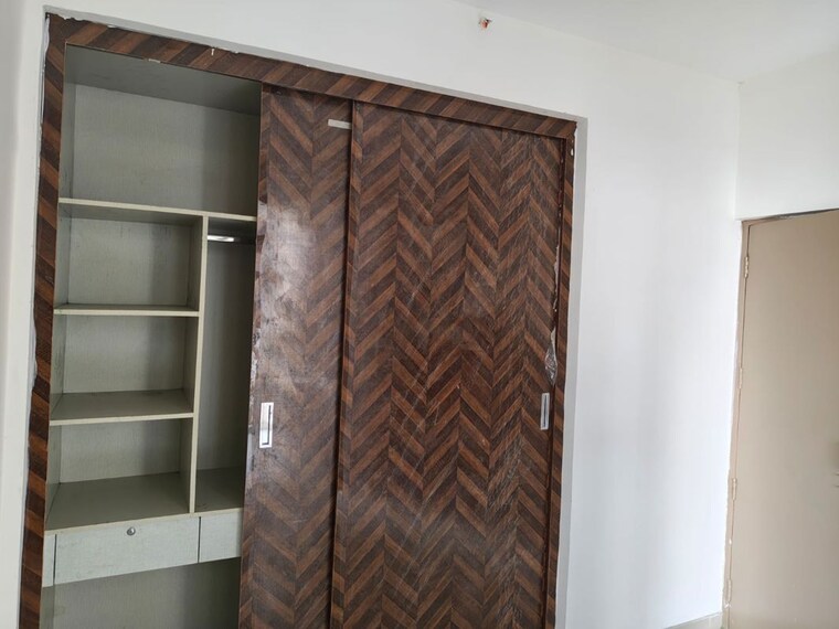 Bathroom, experion-windchants 2 Bedroom 600 Sq.Ft. Apartment In Sector 112 Gurgaon 10512474