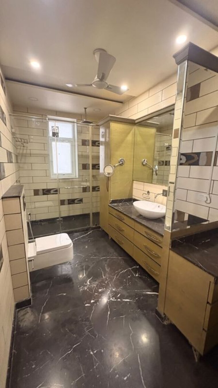 Kitchen, vasant vihar 4 Bedroom 5400 Sq.Ft. Builder Floor In Vasant Vihar Delhi 10512497