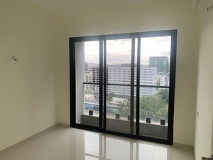 Room in 2 BHK Apartment at Kumar 47 East A, Magarpatta City – for Rent
