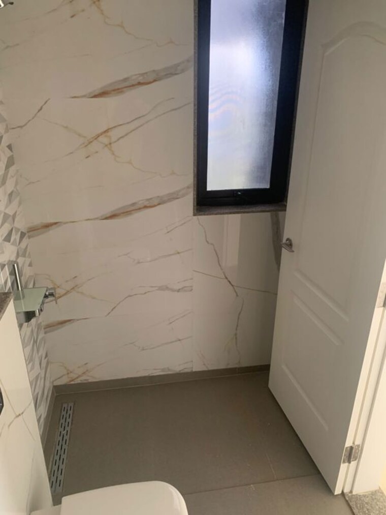 Bathroom, kumar-47-east-a 2 Bedroom 850 Sq.Ft. Apartment In Magarpatta City Pune 10512438