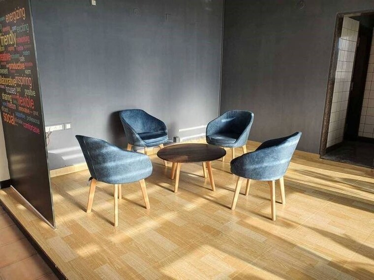 Team Area, rnt marg Commercial Office Space 1000 Sq.Ft. In Rnt Marg Indore 10512573