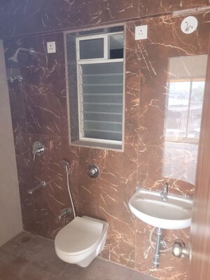 Bathroom in 2 BHK Apartment at Avant Hillway, Goregaon East – for Sale