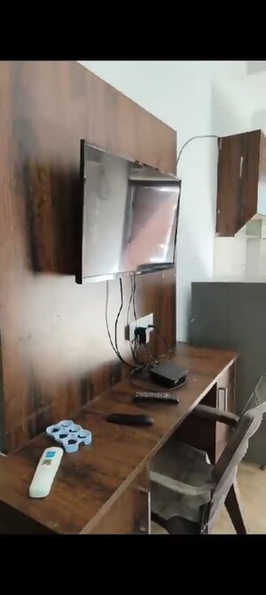 Kitchen in 1 RK Builder Floor at Dlf City Phase 3 – for Rent