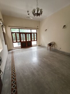 4 BHK + Store Room Builder Floor For Rent in Vasant Vihar