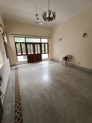 4 BHK Builder Floor For Rent in Vasant Vihar