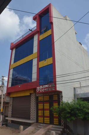  Showroom – Exterior View View at Kosi - for Rent