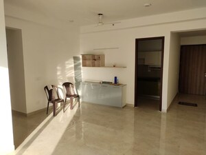 Room in 3 BHK Apartment at Capital Residency 360, Sector 70a – for Rent