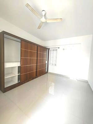 Room in 3 BHK Apartment at Cumins Genesis, Horamavu – for Rent