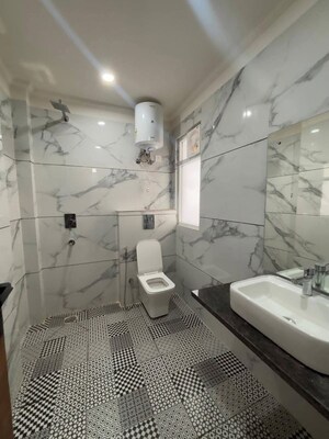 Bathroom in 2 BHK Builder Floor at Saket – for Rent