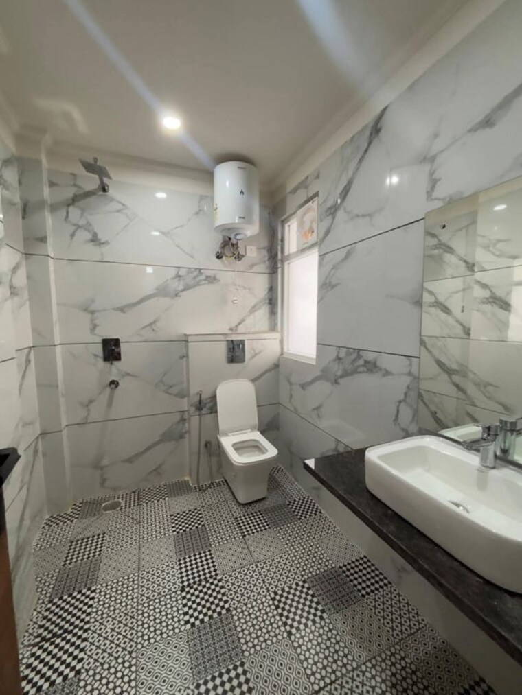 Bathroom, saket 2 Bedroom 950 Sq.Ft. Builder Floor In Saket Delhi 10512577