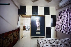 Team Area in 1 BHK Apartment at Vastral – for Sale