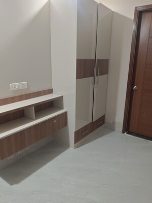 3 BHK Builder Floor For Rent in Sector 9