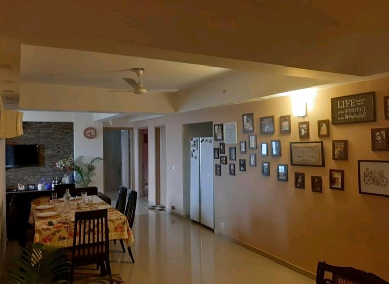 Living Room, dlf-new-town-heights-iii 3.5 Bedroom 1930 Sq.Ft. Apartment In Sector 91 Gurgaon 10512722