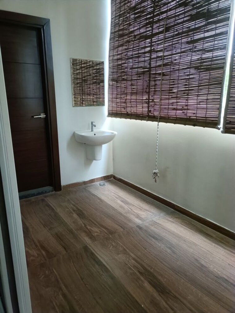 Balcony, jubilee-residency 3 Bedroom 3200 Sq.Ft. Apartment In Jubilee Hills Hyderabad 10512731